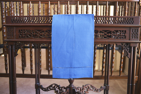 hemstitch guest towel, 14x22" Mariana Blue