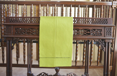 hemstitch guest towel, 14x22" Hot Green color